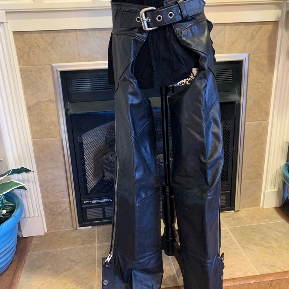 Harley Davidson size small black chaps.